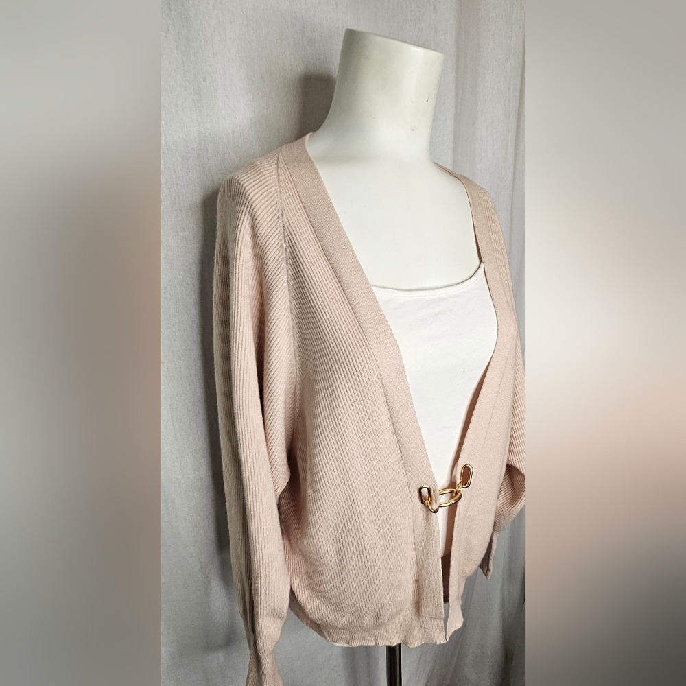Sioni Cream Nude Open Front Cardigan‎ Sweater with Gold Chain Clasp Size S